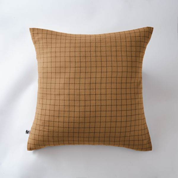 Taie d'oreiller 60x60 cm Gaze de coton Gaïa à petits carreaux Camel